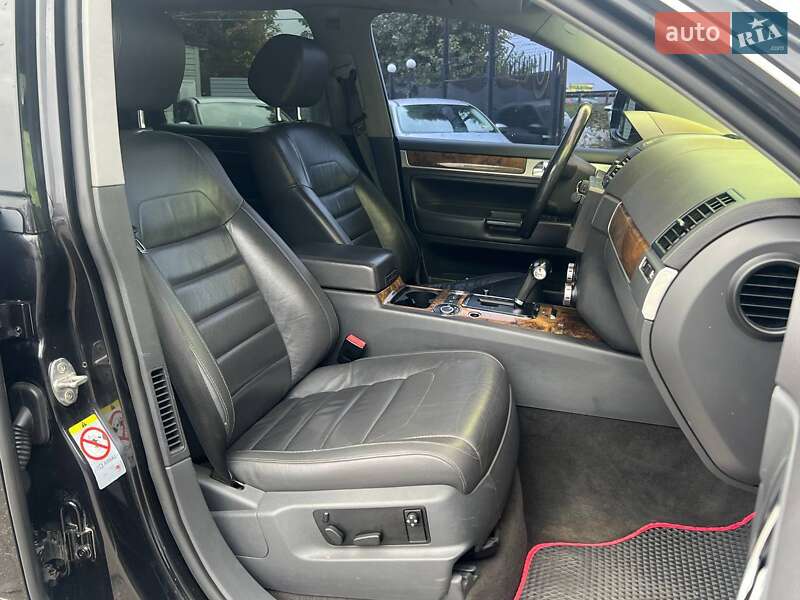 Внедорожник / Кроссовер Volkswagen Touareg 2008 в Киеве фото 12 Внедорожник / Кроссовер Volkswagen Touareg 2008 в Киеве