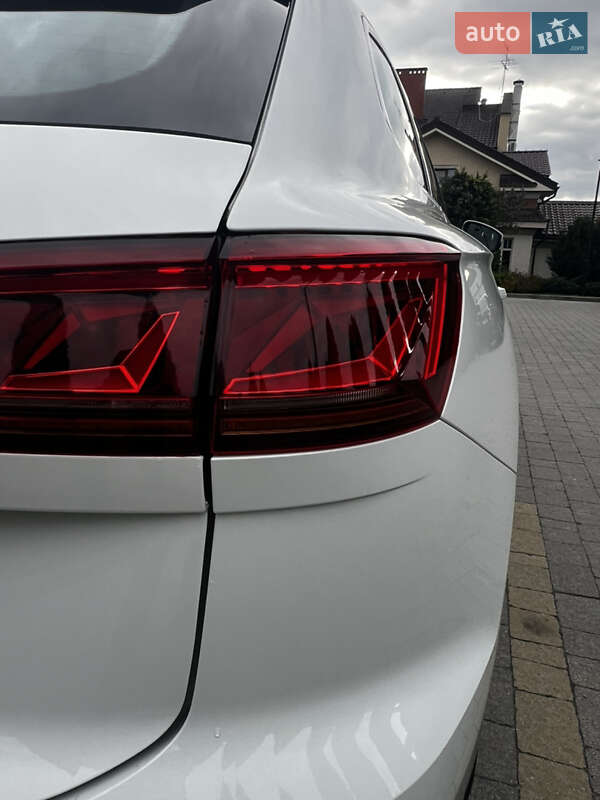 Внедорожник / Кроссовер Volkswagen Touareg 2018 в Львове фото 12 Внедорожник / Кроссовер Volkswagen Touareg 2018 в Львове