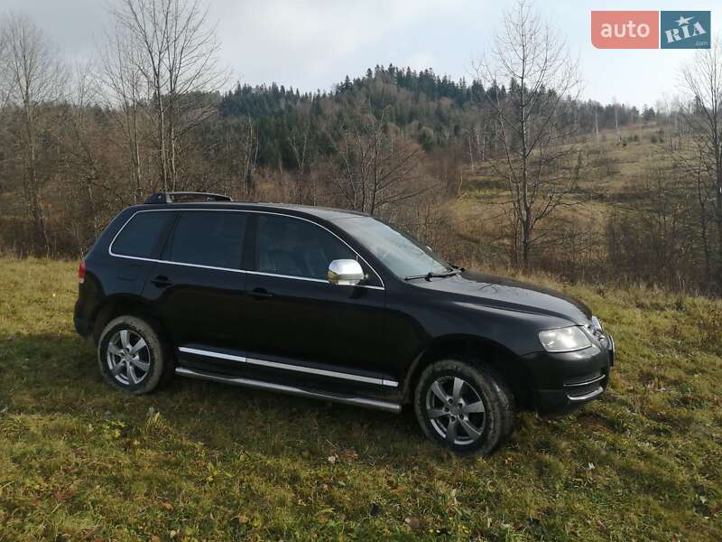 Внедорожник / Кроссовер Volkswagen Touareg 2005 в Львове