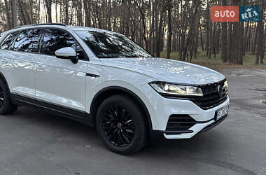 Позашляховик / Кросовер Volkswagen Touareg 2018 в Черкасах