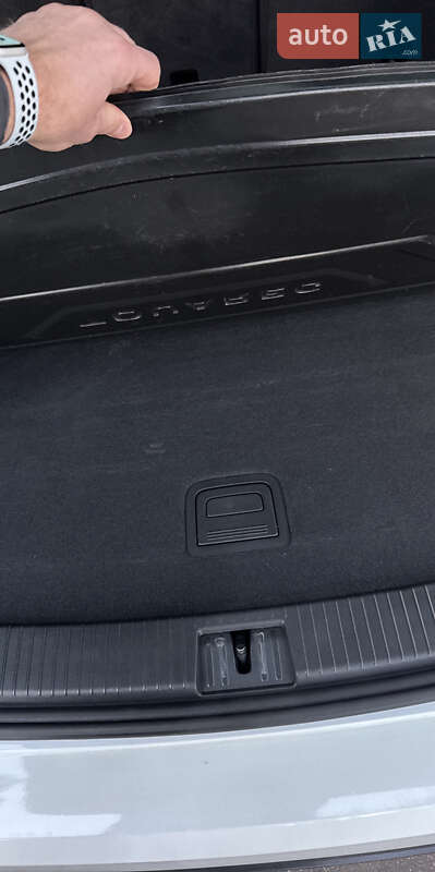 Внедорожник / Кроссовер Volkswagen Touareg 2018 в Черкассах