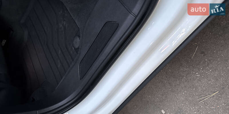 Внедорожник / Кроссовер Volkswagen Touareg 2018 в Черкассах