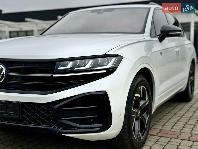 Внедорожник / Кроссовер Volkswagen Touareg 2024 в Иршаве