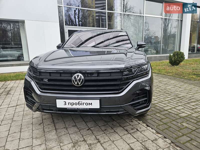 Внедорожник / Кроссовер Volkswagen Touareg 2023 в Киеве