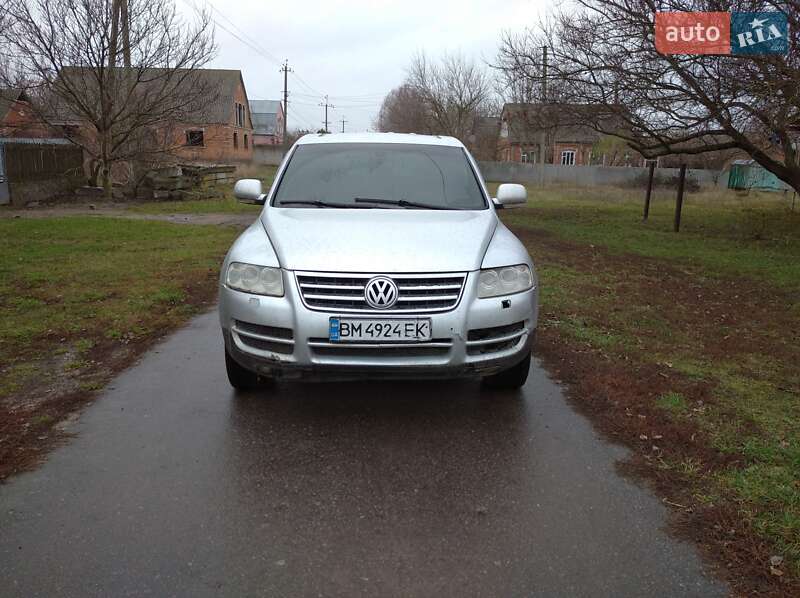 Внедорожник / Кроссовер Volkswagen Touareg 2005 в Ромнах