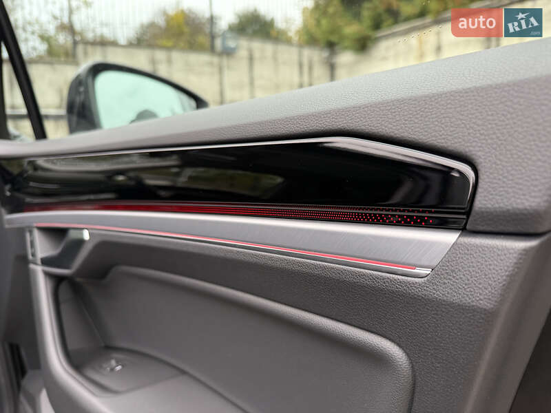 Внедорожник / Кроссовер Volkswagen Touareg 2021 в Ровно