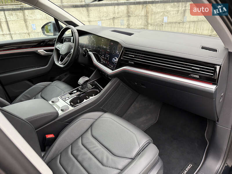Внедорожник / Кроссовер Volkswagen Touareg 2021 в Ровно