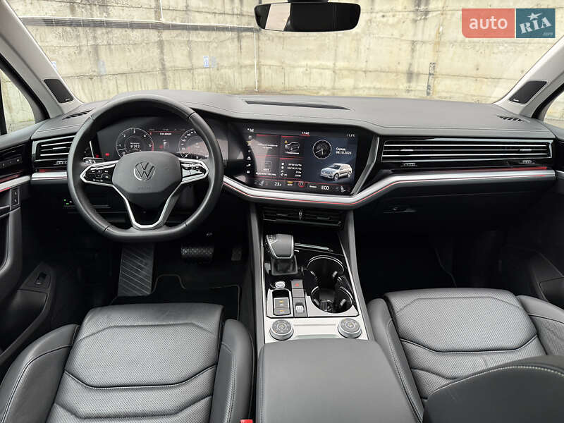 Внедорожник / Кроссовер Volkswagen Touareg 2021 в Ровно