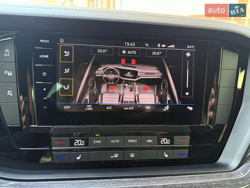 Внедорожник / Кроссовер Volkswagen Touareg 2020 в Киеве