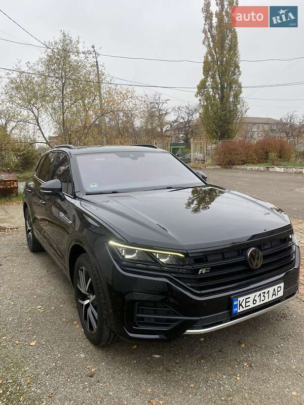 Внедорожник / Кроссовер Volkswagen Touareg 2018 в Кривом Роге