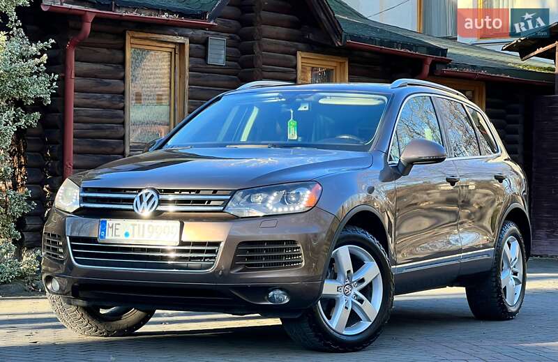 Внедорожник / Кроссовер Volkswagen Touareg 2012 в Трускавце