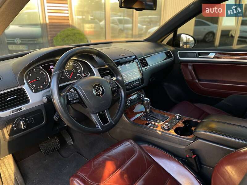 Внедорожник / Кроссовер Volkswagen Touareg 2011 в Львове фото 17 Внедорожник / Кроссовер Volkswagen Touareg 2011 в Львове