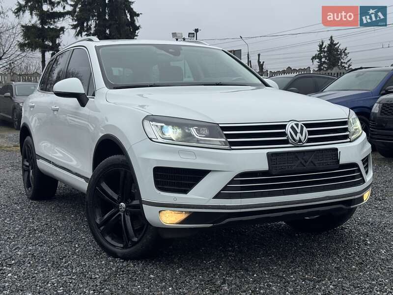 Внедорожник / Кроссовер Volkswagen Touareg 2017 в Тернополе
