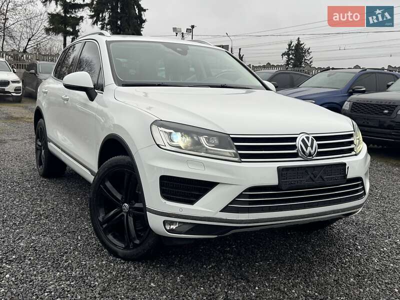 Внедорожник / Кроссовер Volkswagen Touareg 2017 в Тернополе
