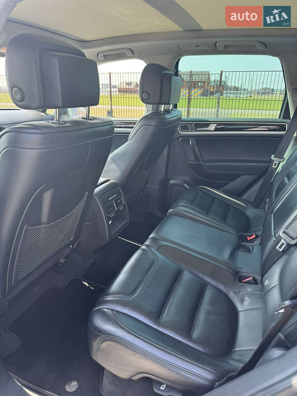 Внедорожник / Кроссовер Volkswagen Touareg 2014 в Луцке фото 16 Внедорожник / Кроссовер Volkswagen Touareg 2014 в Луцке