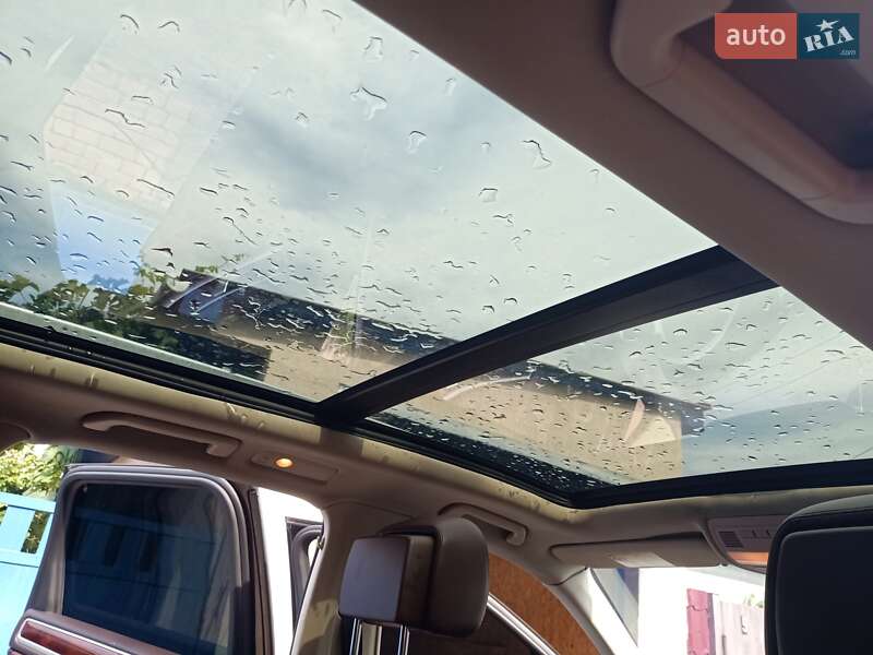 Внедорожник / Кроссовер Volkswagen Touareg 2014 в Черкассах