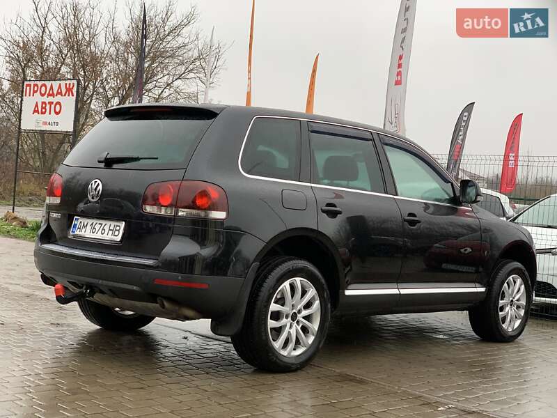 Внедорожник / Кроссовер Volkswagen Touareg 2007 в Бердичеве