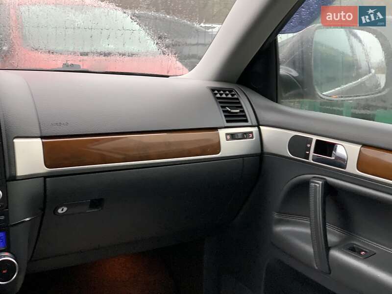 Внедорожник / Кроссовер Volkswagen Touareg 2007 в Бердичеве