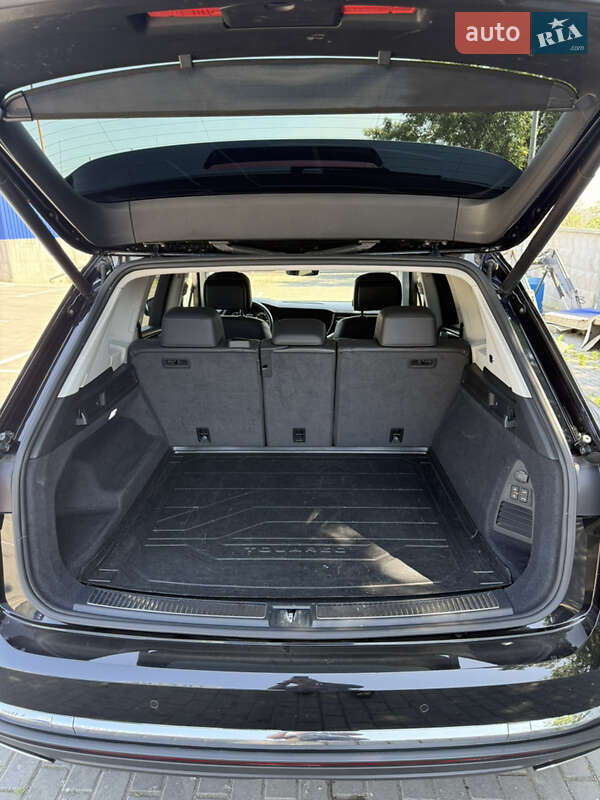 Позашляховик / Кросовер Volkswagen Touareg 2018 в Миколаєві фото 8 Позашляховик / Кросовер Volkswagen Touareg 2018 в Миколаєві