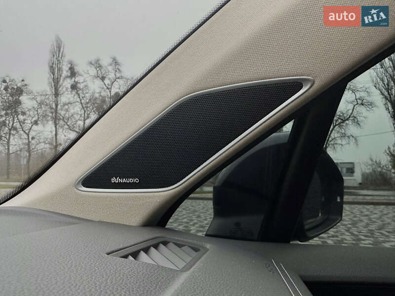 Внедорожник / Кроссовер Volkswagen Touareg 2020 в Киеве