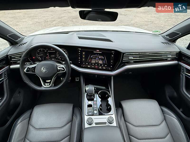 Внедорожник / Кроссовер Volkswagen Touareg 2021 в Виннице