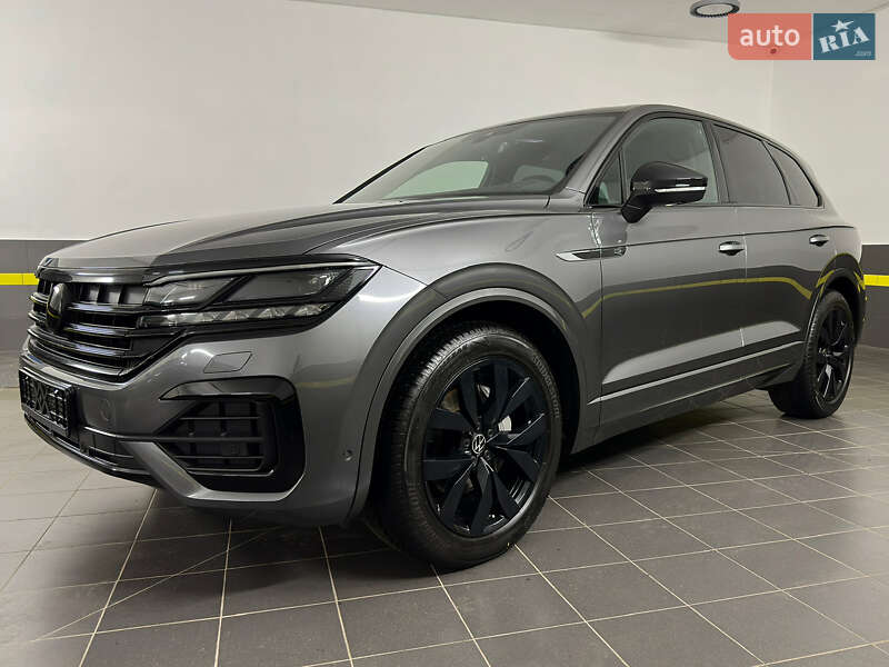 Позашляховик / Кросовер Volkswagen Touareg 2022 в Козятині