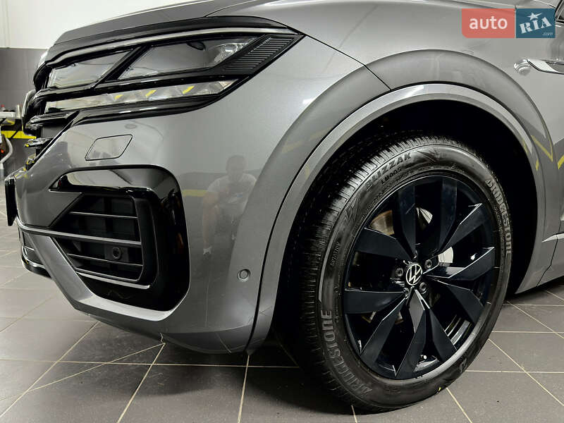 Позашляховик / Кросовер Volkswagen Touareg 2022 в Козятині