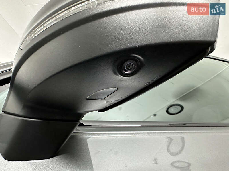 Позашляховик / Кросовер Volkswagen Touareg 2022 в Козятині