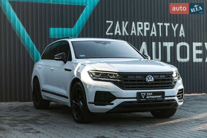 Внедорожник / Кроссовер Volkswagen Touareg 2019 в Мукачево