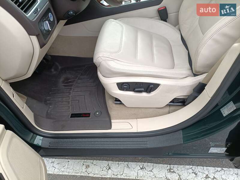 Внедорожник / Кроссовер Volkswagen Touareg 2011 в Киеве фото 22 Внедорожник / Кроссовер Volkswagen Touareg 2011 в Киеве