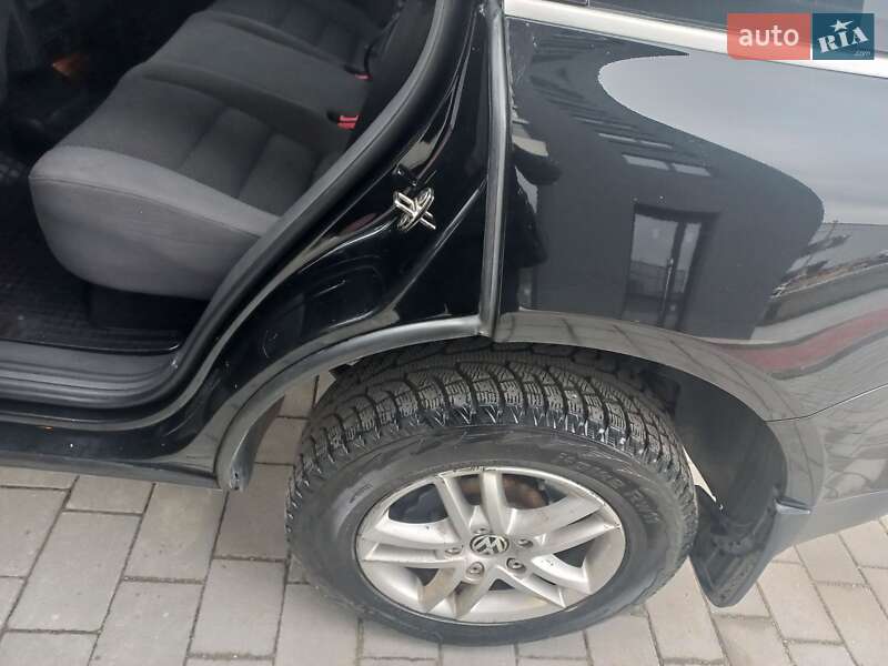 Позашляховик / Кросовер Volkswagen Touareg 2008 в Івано-Франківську