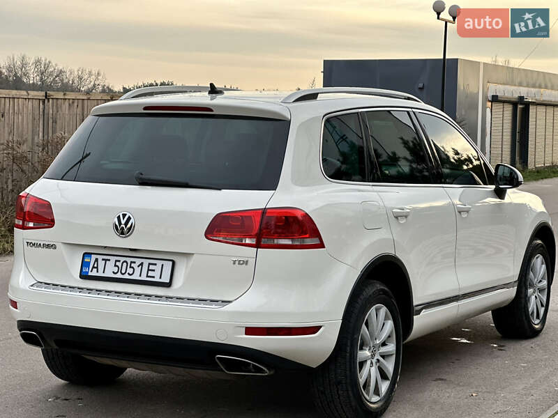 Внедорожник / Кроссовер Volkswagen Touareg 2010 в Киеве