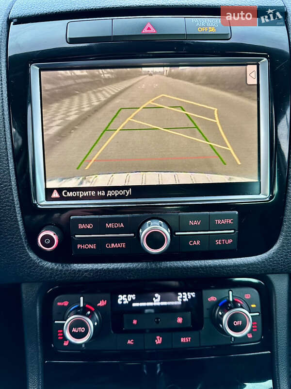 Внедорожник / Кроссовер Volkswagen Touareg 2010 в Киеве