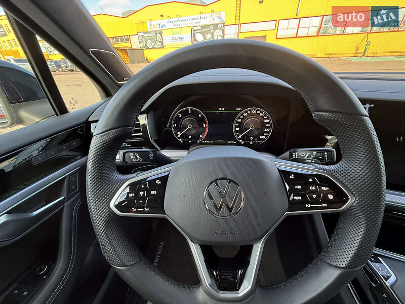 Внедорожник / Кроссовер Volkswagen Touareg 2023 в Житомире