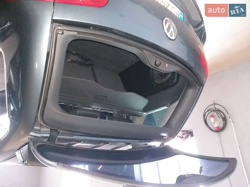 Позашляховик / Кросовер Volkswagen Touareg 2004 в Луцьку