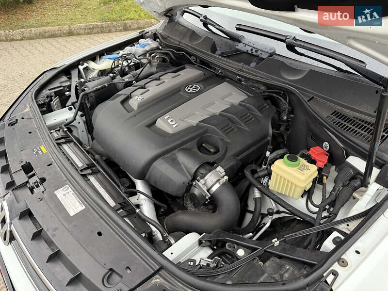 Позашляховик / Кросовер Volkswagen Touareg 2014 в Луцьку фото 43 Позашляховик / Кросовер Volkswagen Touareg 2014 в Луцьку