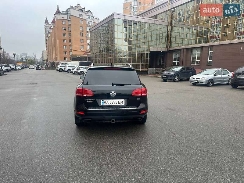 Внедорожник / Кроссовер Volkswagen Touareg 2013 в Киеве фото 3 Внедорожник / Кроссовер Volkswagen Touareg 2013 в Киеве