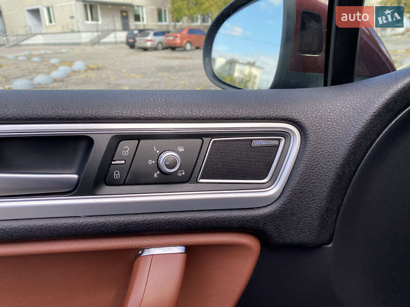 Внедорожник / Кроссовер Volkswagen Touareg 2017 в Харькове фото 27 Внедорожник / Кроссовер Volkswagen Touareg 2017 в Харькове