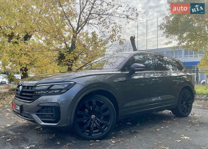 Внедорожник / Кроссовер Volkswagen Touareg 2022 в Киеве