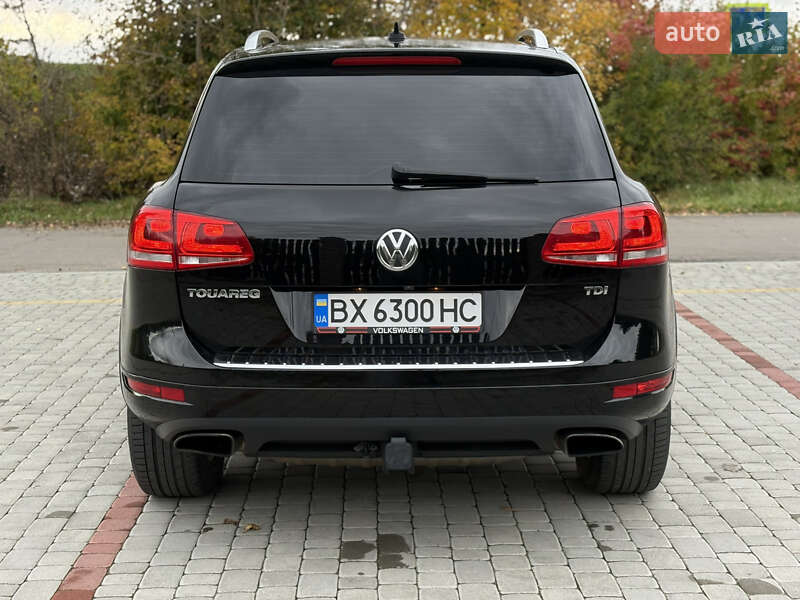 Внедорожник / Кроссовер Volkswagen Touareg 2010 в Староконстантинове