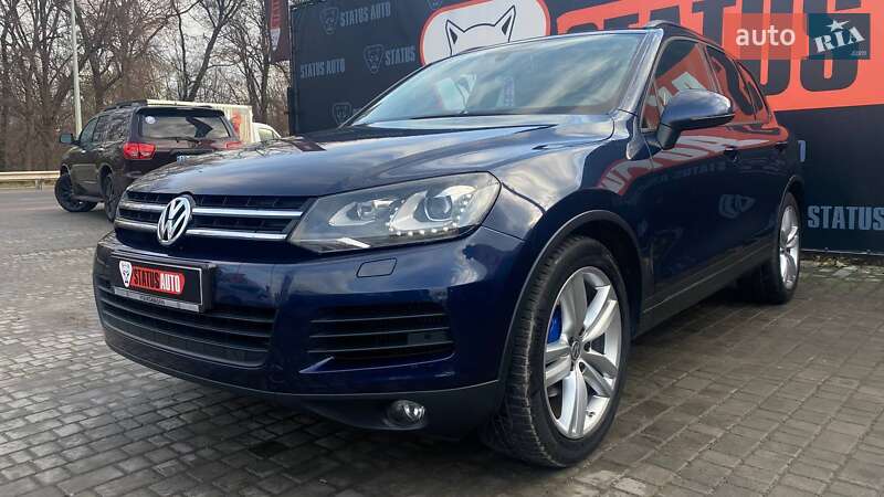 Внедорожник / Кроссовер Volkswagen Touareg 2013 в Виннице