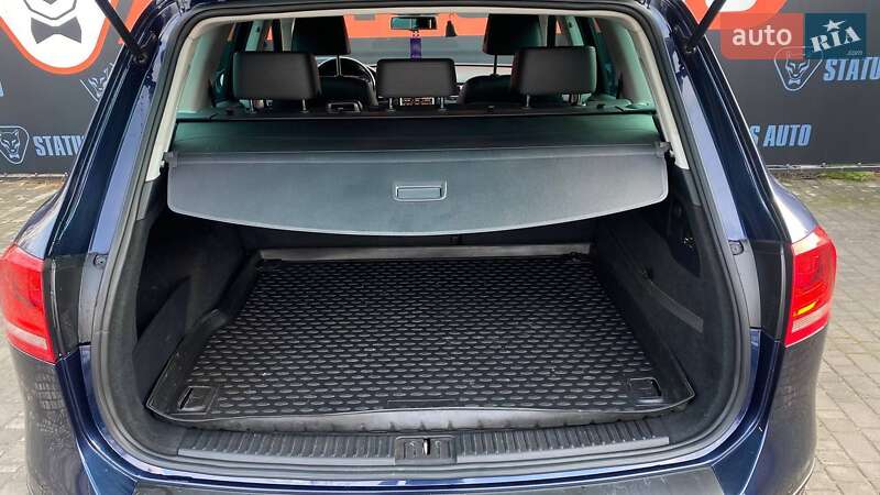 Внедорожник / Кроссовер Volkswagen Touareg 2013 в Виннице