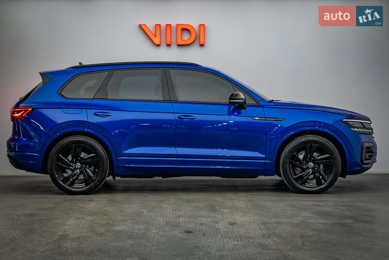 Позашляховик / Кросовер Volkswagen Touareg 2022 в Києві