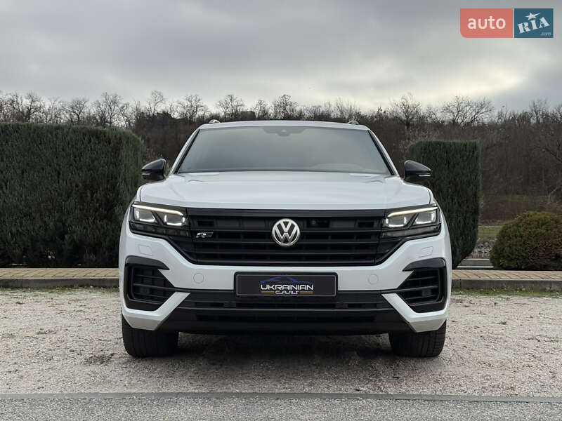 Внедорожник / Кроссовер Volkswagen Touareg 2018 в Днепре