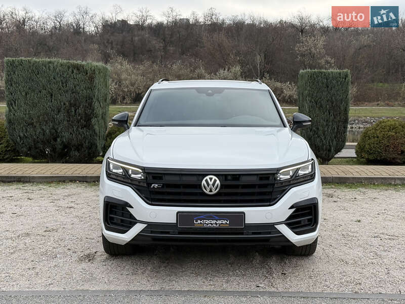 Внедорожник / Кроссовер Volkswagen Touareg 2018 в Днепре