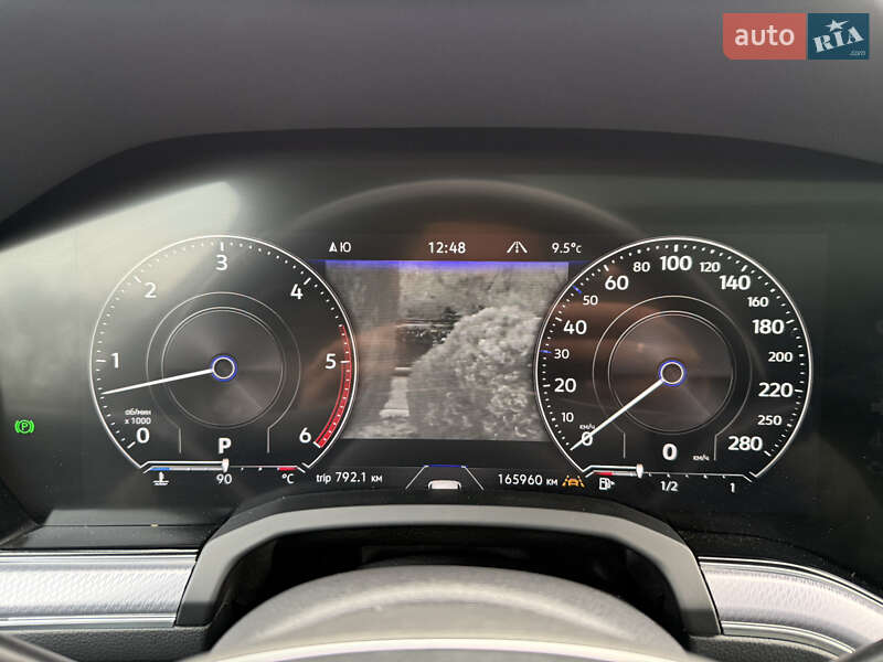 Внедорожник / Кроссовер Volkswagen Touareg 2018 в Днепре