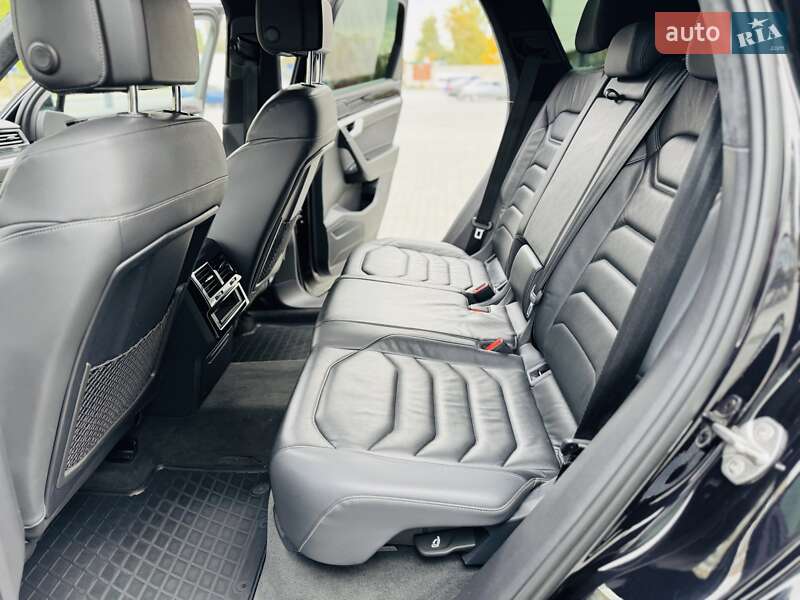Внедорожник / Кроссовер Volkswagen Touareg 2018 в Днепре фото 51 Внедорожник / Кроссовер Volkswagen Touareg 2018 в Днепре