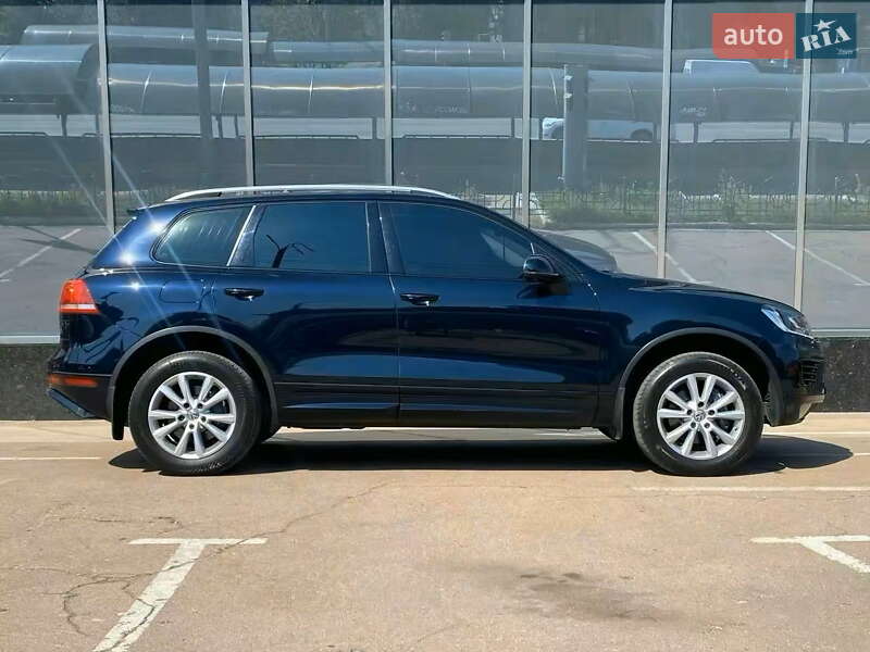 Позашляховик / Кросовер Volkswagen Touareg 2018 в Києві фото 5 Позашляховик / Кросовер Volkswagen Touareg 2018 в Києві