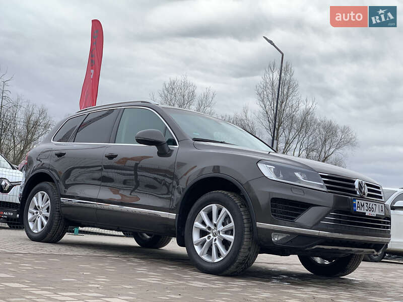 Позашляховик / Кросовер Volkswagen Touareg 2014 в Бердичеві