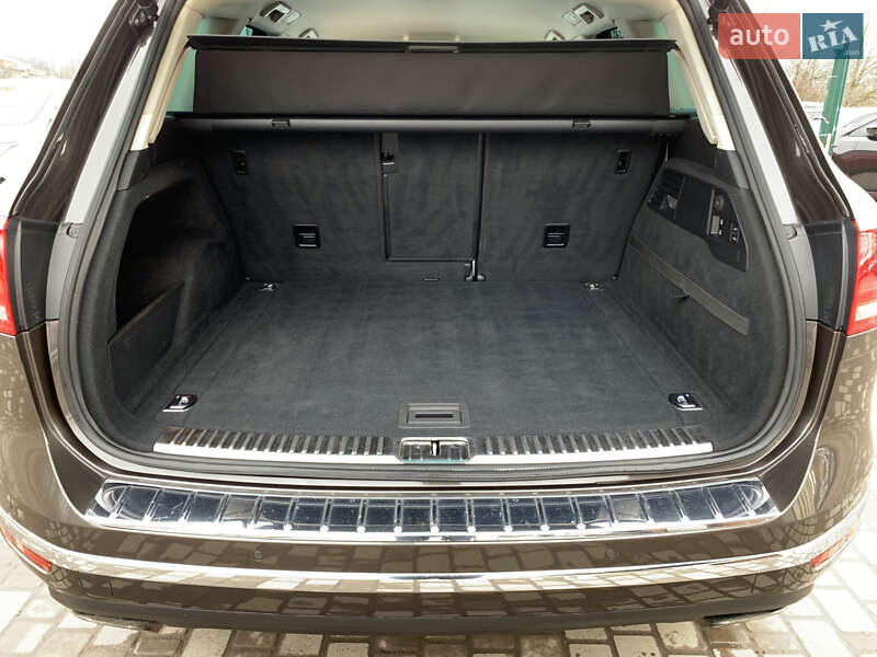 Позашляховик / Кросовер Volkswagen Touareg 2014 в Бердичеві